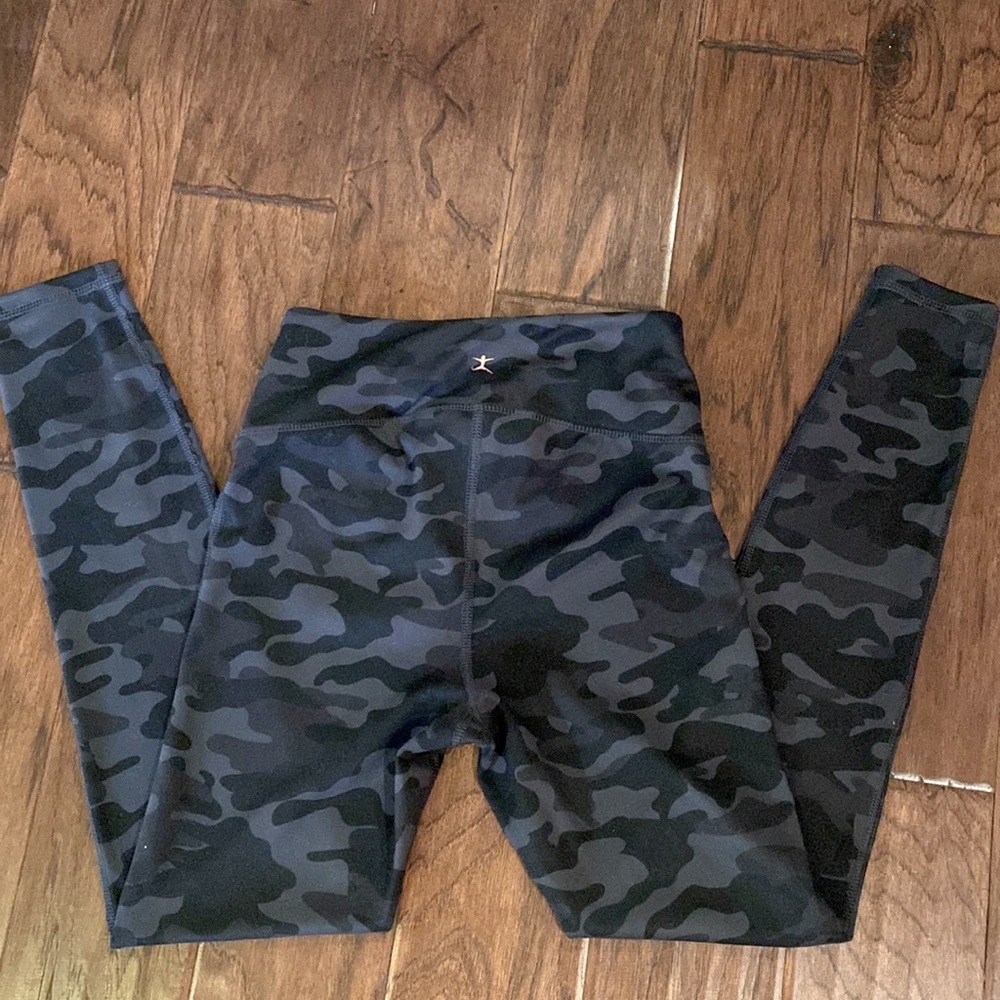 Danskin Camouflage Leggings Waistband Tights Small Camo Workout Pants Blue/Grey - Picture 2 of 6